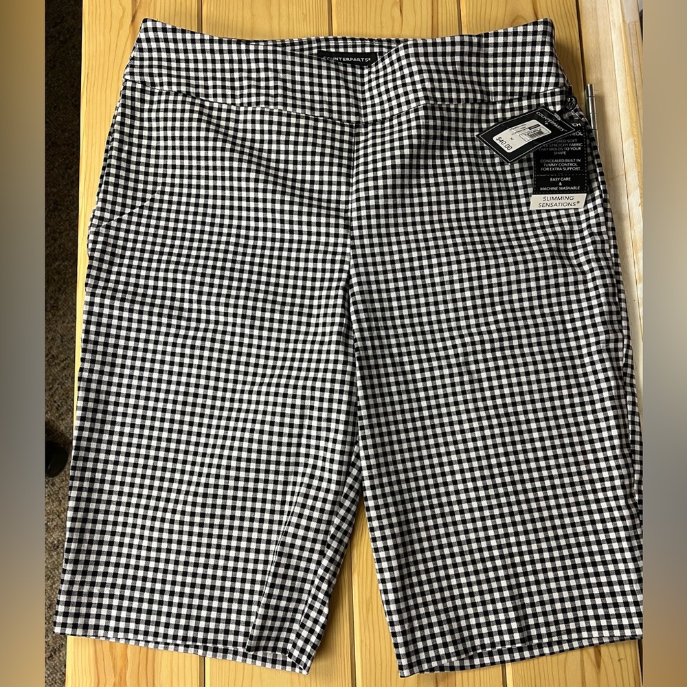 Counterparts Women’s Black Gingham Bermuda Shorts - NWT - Size 12